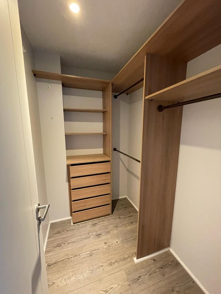 Arriendo Departamento NO 3D en suite Walk-in cl&oacute;set 3B 2E 1B San Carlos de Apoquindo - Las Condes