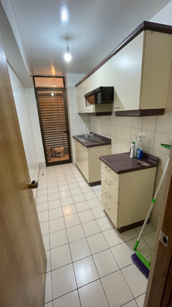 Venta Departamento NO 1D en suite 2B 1E 1B Rotonda Atenas - Las Condes