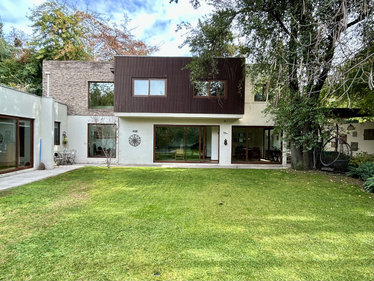 Venta Casa O 5D en suite Walk-in cl&oacute;set 4B 5E 1B La Dehesa - Lo Barnechea