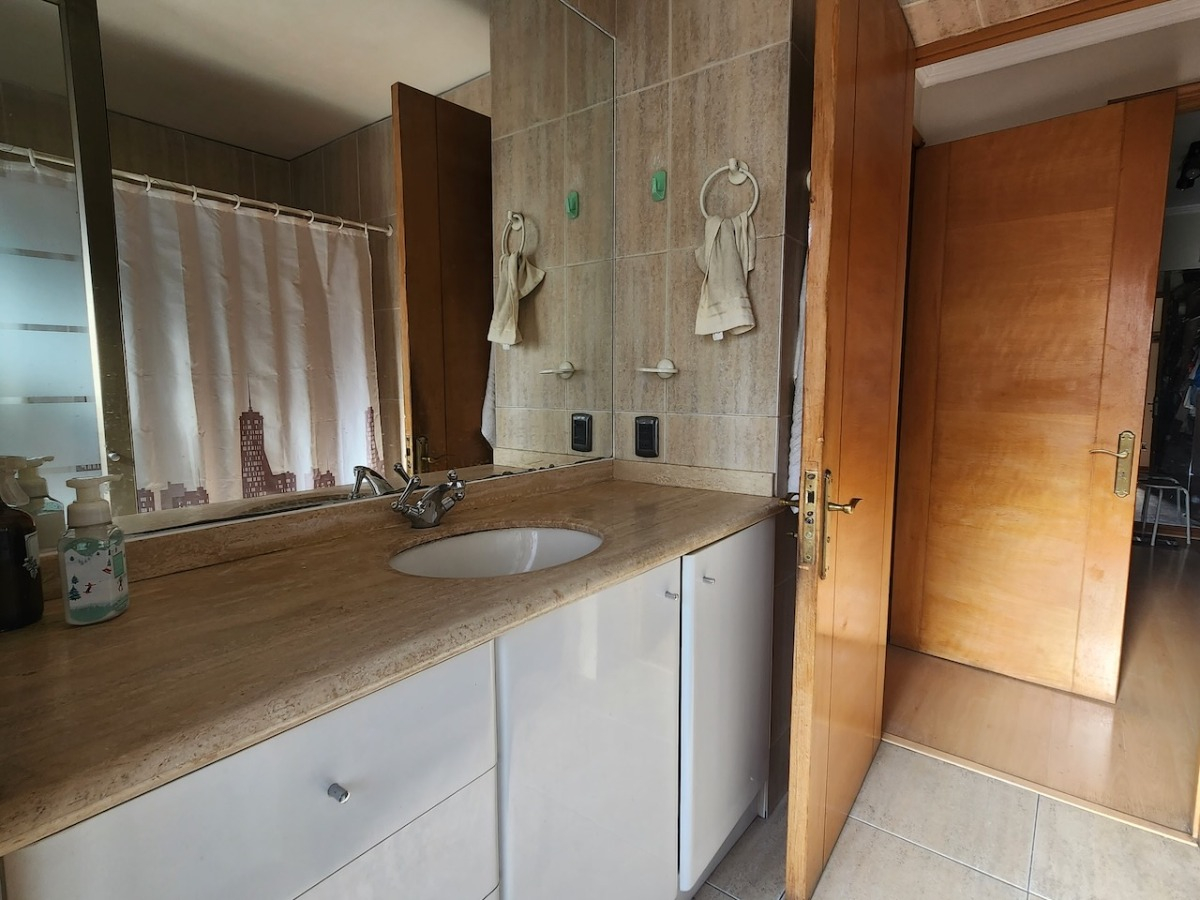 Venta Casa N 4D en suite Walk-in cl&oacute;set 4B 3E 2B Los Trapenses - Lo Barnechea