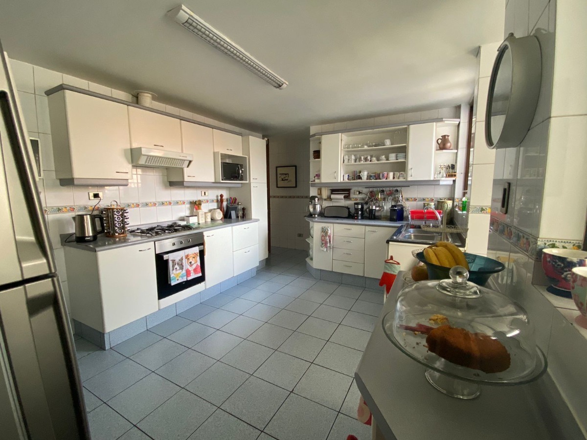 Venta Casa NO 4D en suite 4B 2E 1B La Dehesa - Lo Barnechea