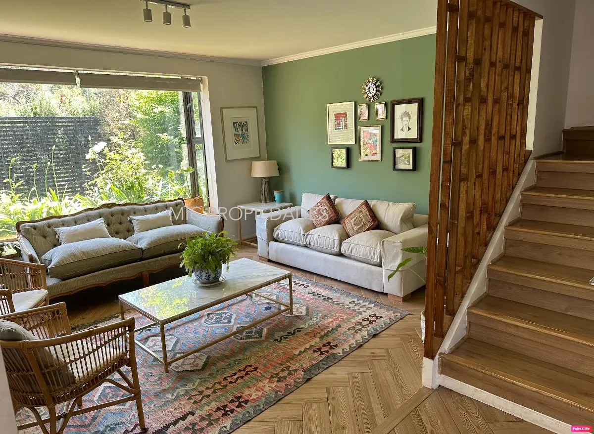 Venta Casa N 4D en suite Walk-in cl&oacute;set 2B 2E 1B La Llaver&iacute;a - Vitacura