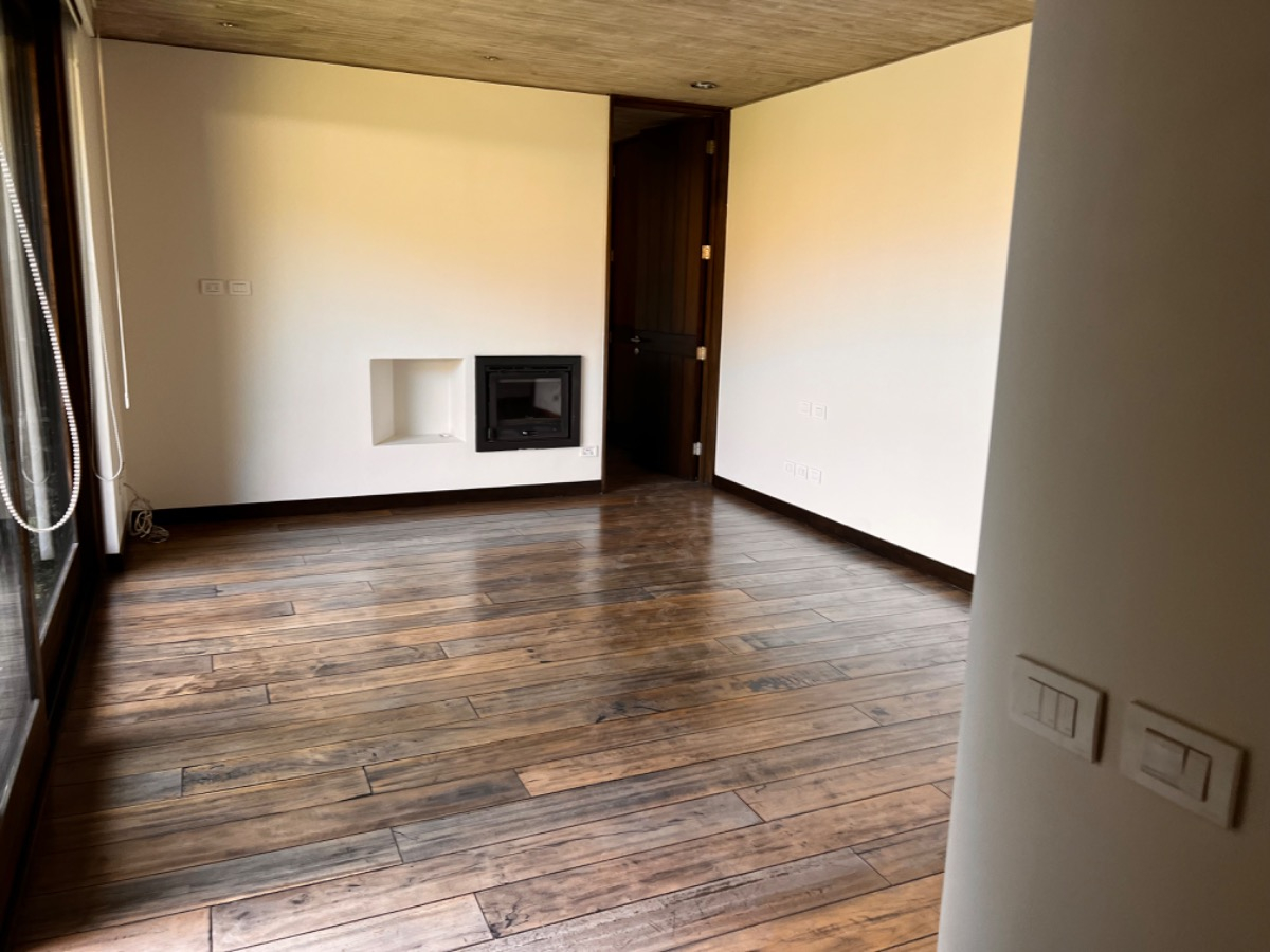 Venta Casa NO 4D 6B 3E 2B La Dehesa - Lo Barnechea