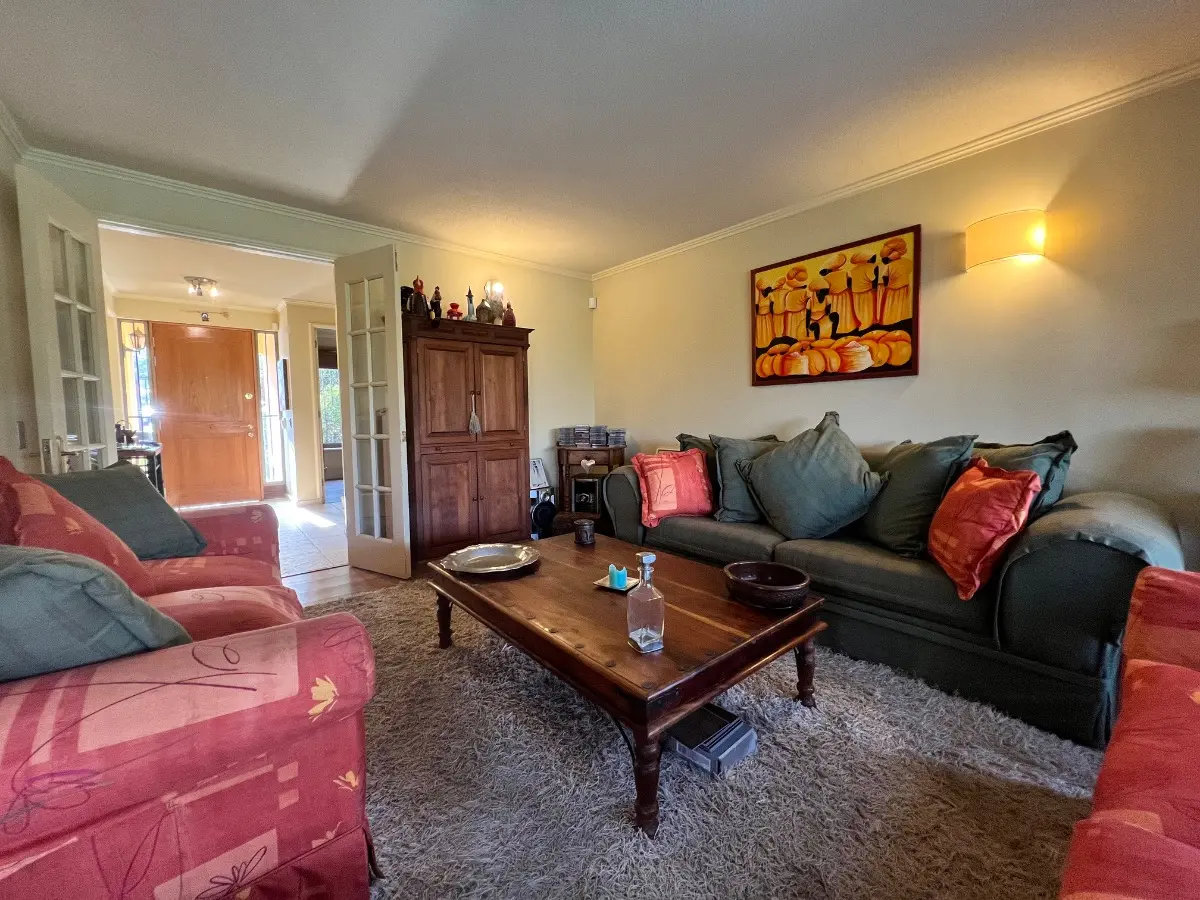 Venta Casa NO 5D WI cl&oacute;set Suite 4B 2E 1Bd La Dehesa - Lo Barnechea