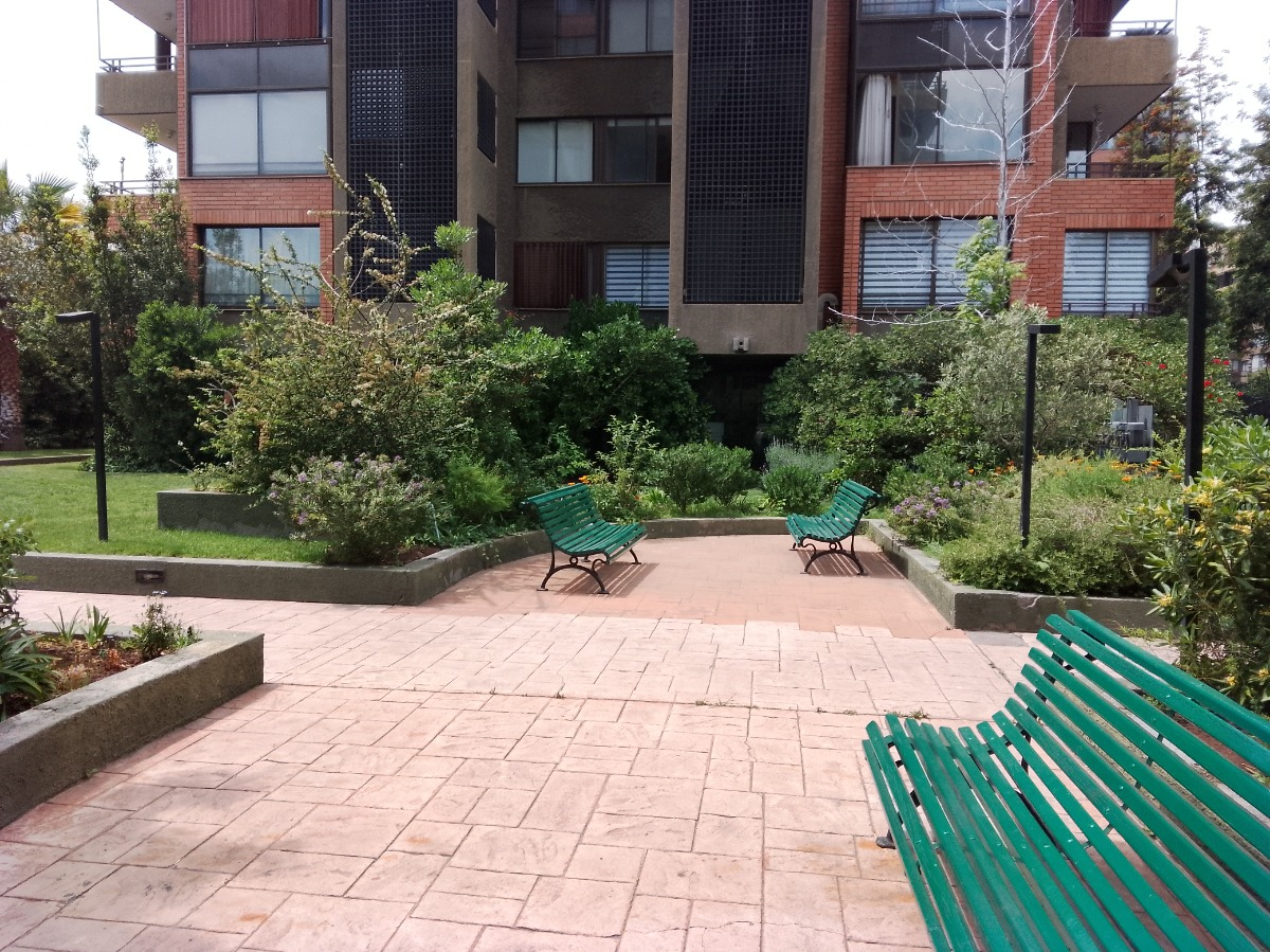 Arriendo Departamento NP 4D en suite Walk-in cl&oacute;set 3B 2E 1B Vaticano - Las Condes