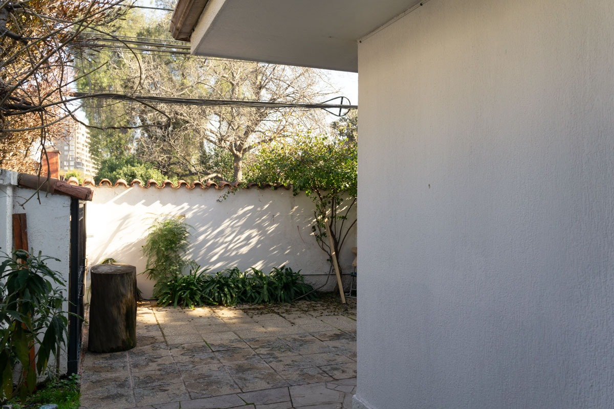 Arriendo Casa NP 3D 2B 2E 1B Blest Gana - La Reina