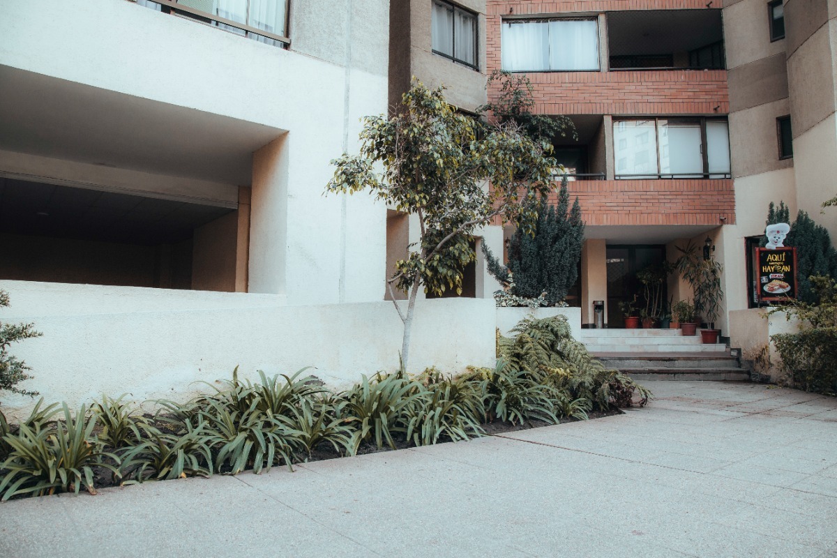 Venta Departamento P 4D en suite 3B 1E 1B Rotonda Atenas - Las Condes