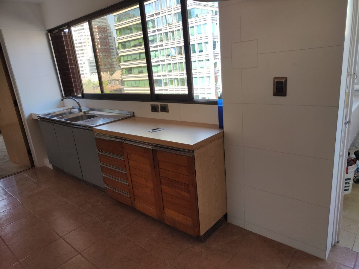 Arriendo Departamento O 3D 3B 2E 1B Barrio El Golf - Las Condes