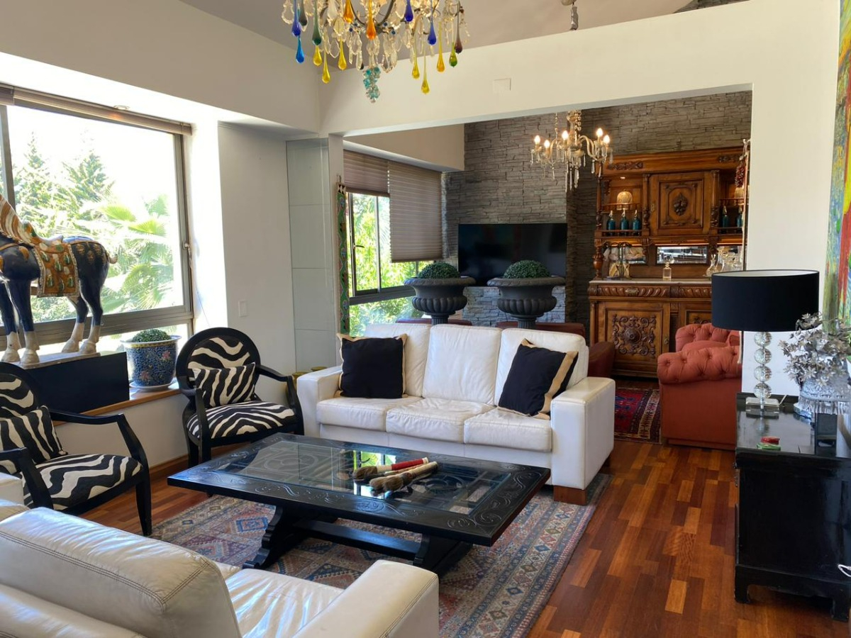 Arriendo Casa O 3D en suite Walk-in cl&oacute;set 3B 3E Los Dominicos - Las Condes