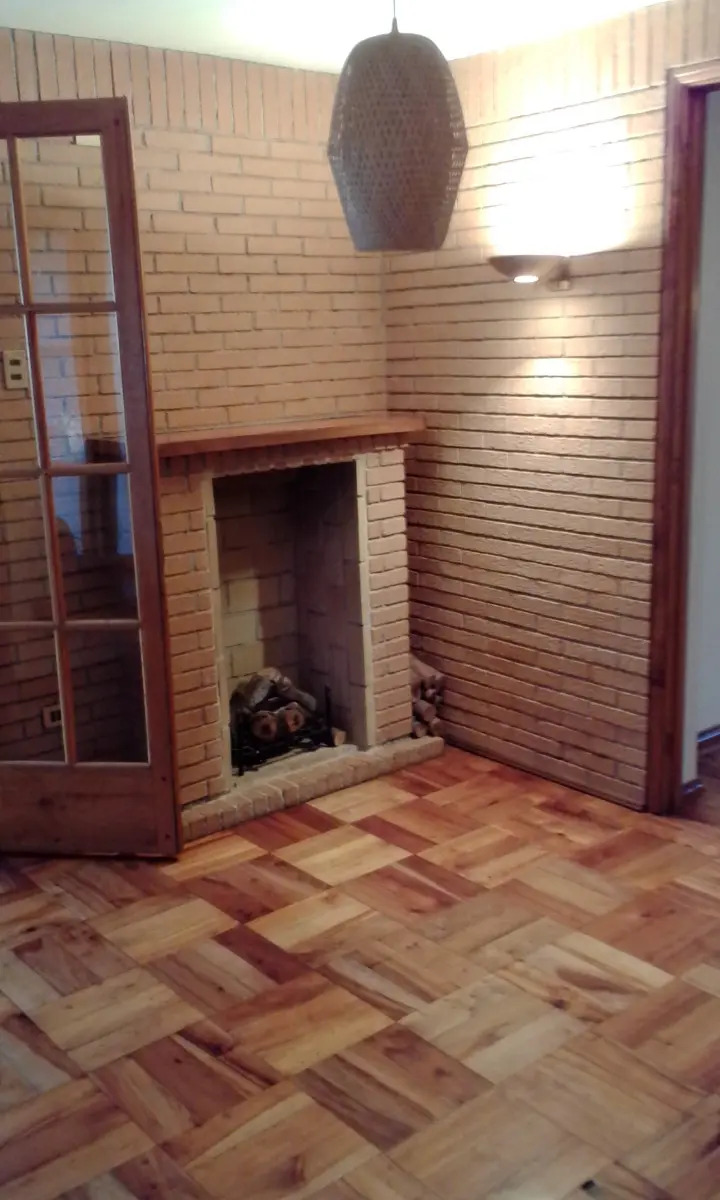 Venta Casa NO 4D Walk-in cl&oacute;set 2B 1E 1B Barrio El Golf - Las Condes