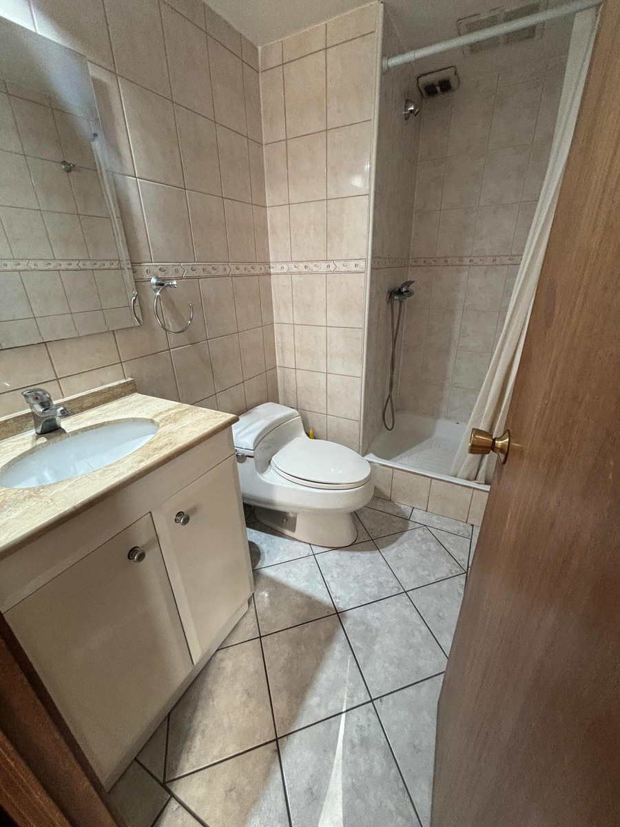 Arriendo Departamento 3D 2B 1E Barrio El Golf - Las Condes