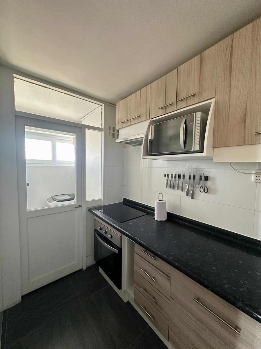 Arriendo Departamento 3D 2B 1E 1B Metro Bilbao - Providencia