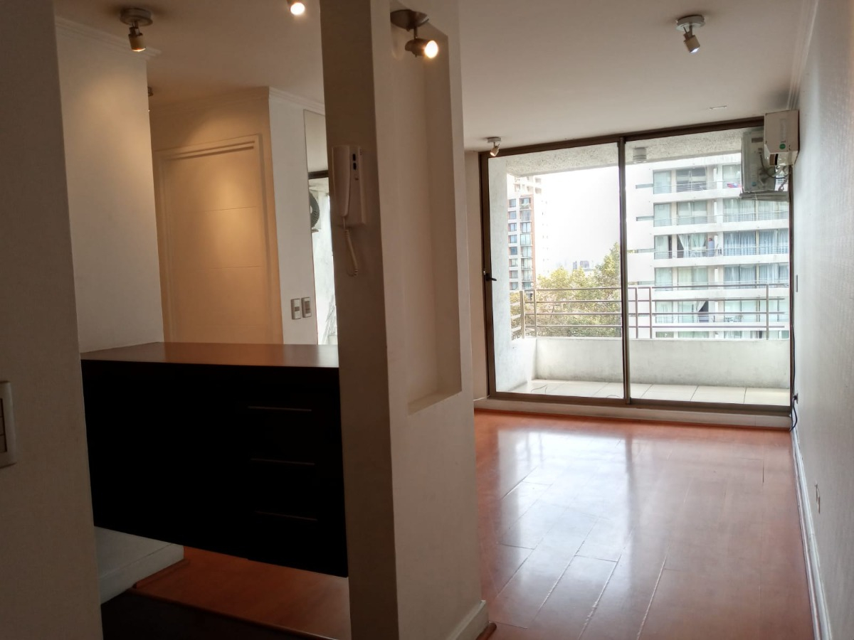 Venta Departamento SO 2D en suite Walk-in cl&oacute;set 2B 1E Manuel Montt - Providencia