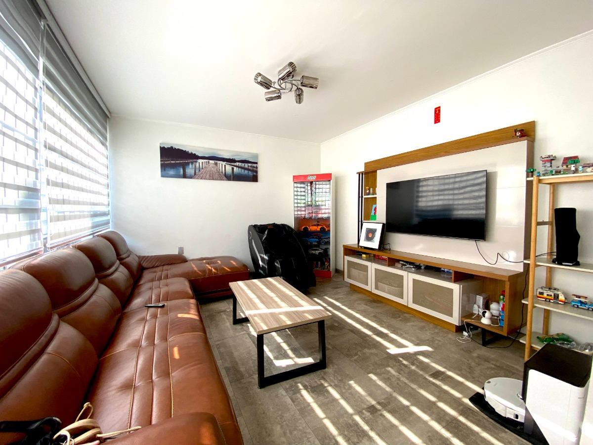 Arriendo Casa 4D 3B 3E 1B In&eacute;s de Su&aacute;rez - Providencia