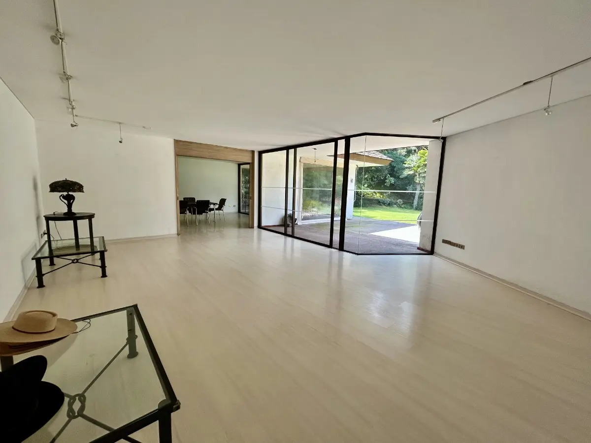 Arriendo Casa N 5D en suite Walk-in cl&oacute;set 6B 6E 2B Santa Mar&iacute;a de Manquehue - Vitacura