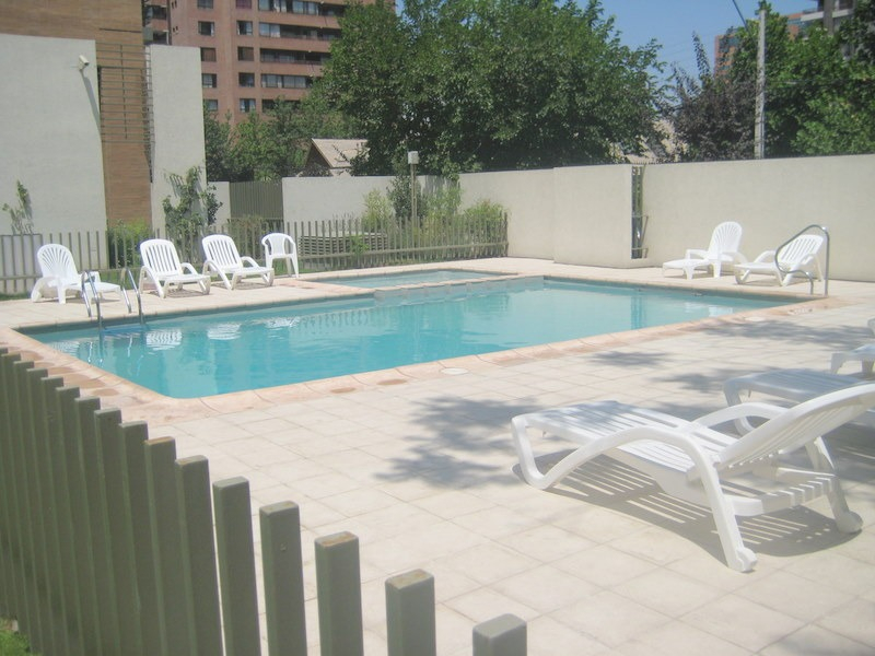 Arriendo Departamento 2D Nueva Las Condes - Las Condes