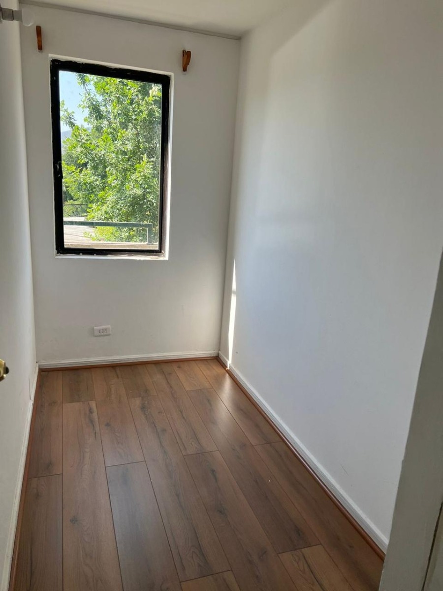 Venta Departamento NP 2D 1B 1E 1B Antigua Lo Barnechea - Lo Barnechea