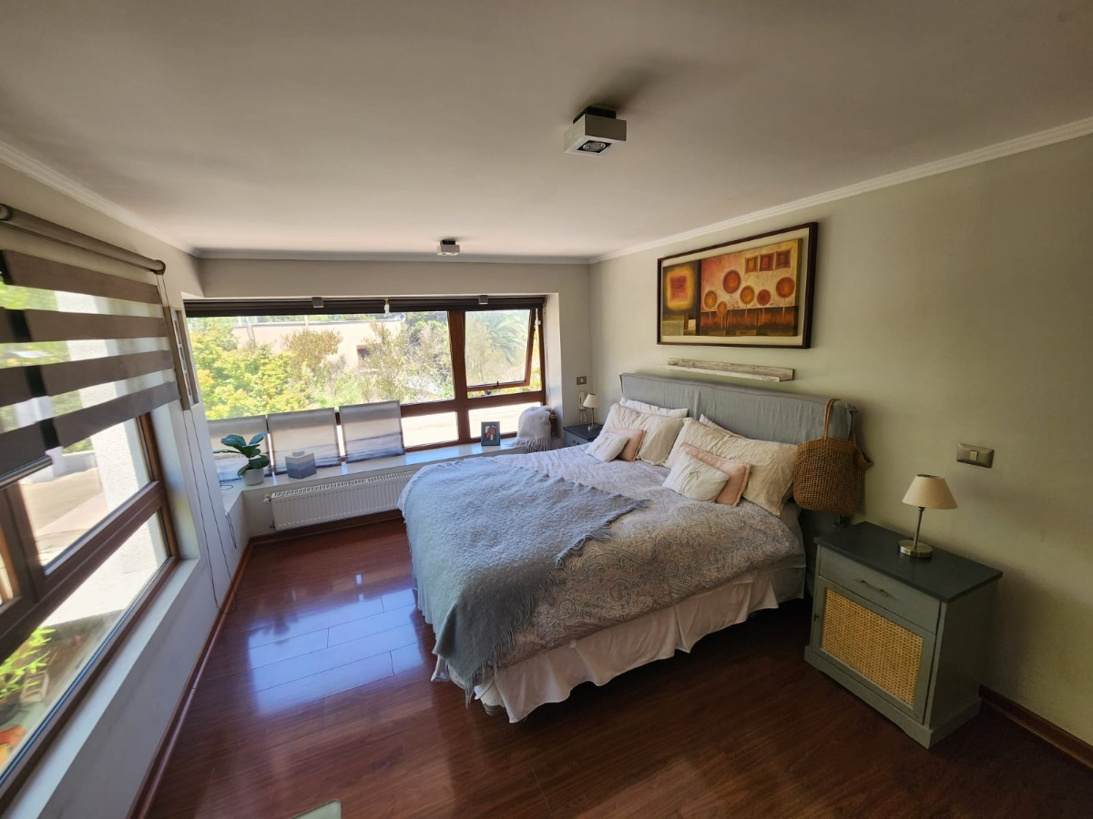 Venta Casa 5D en suite Walk-in cl&oacute;set 4B 3E 1B La Reina Alta - La Reina