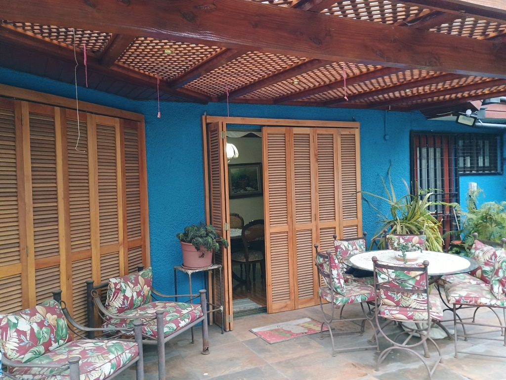 Venta Casa 4D 3B 2E Carlos Ossand&oacute;n - La Reina