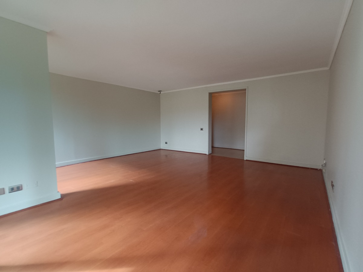 Arriendo Departamento NP 3D en suite Walk-in cl&oacute;set 2B 2E 1B Borde R&iacute;o - Casa Piedra - Vitacura