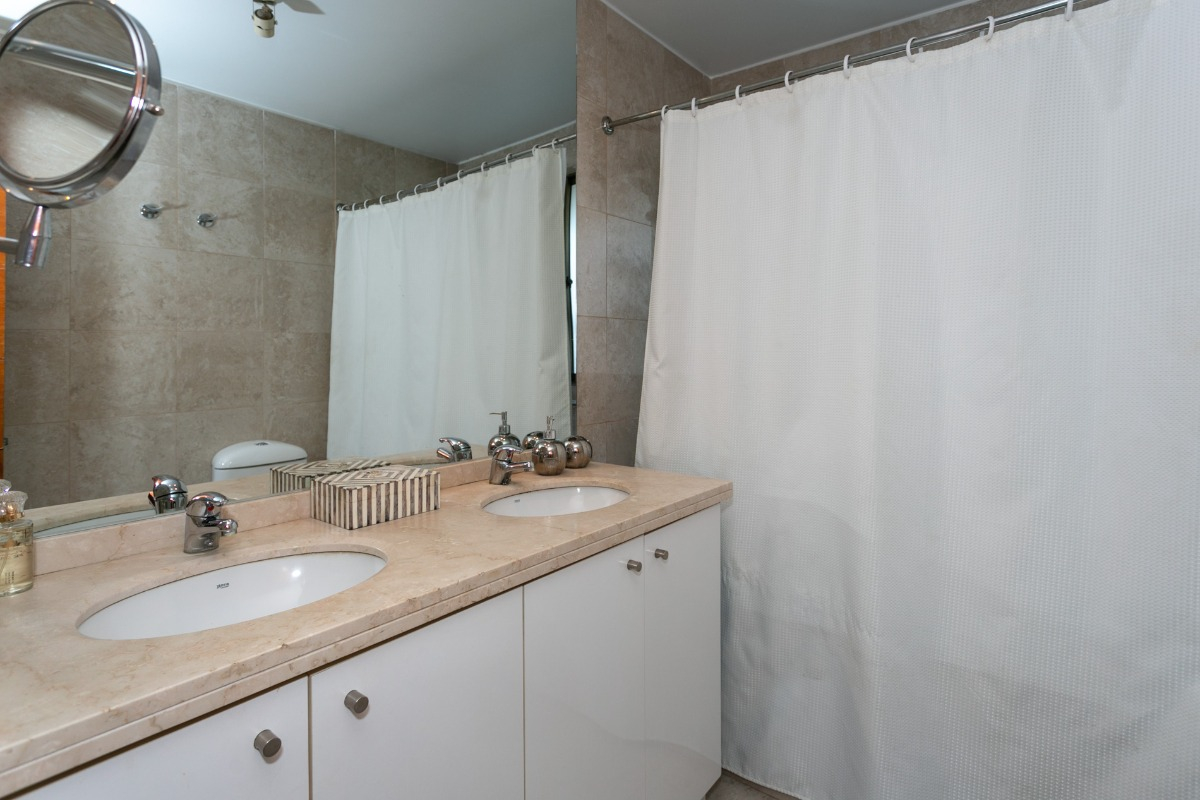 Arriendo Departamento NOSP 3D en suite Walk-in cl&oacute;set 4B 2E 1B Barrio El Golf - Las Condes