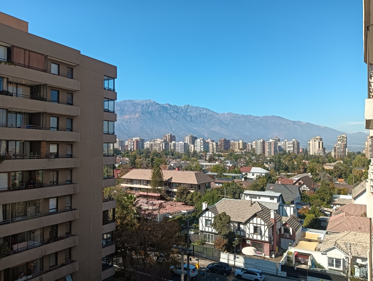 Arriendo Departamento NO 4D en suite Walk-in cl&oacute;set 3B 1E 1B Metro Escuela Militar - Las Condes