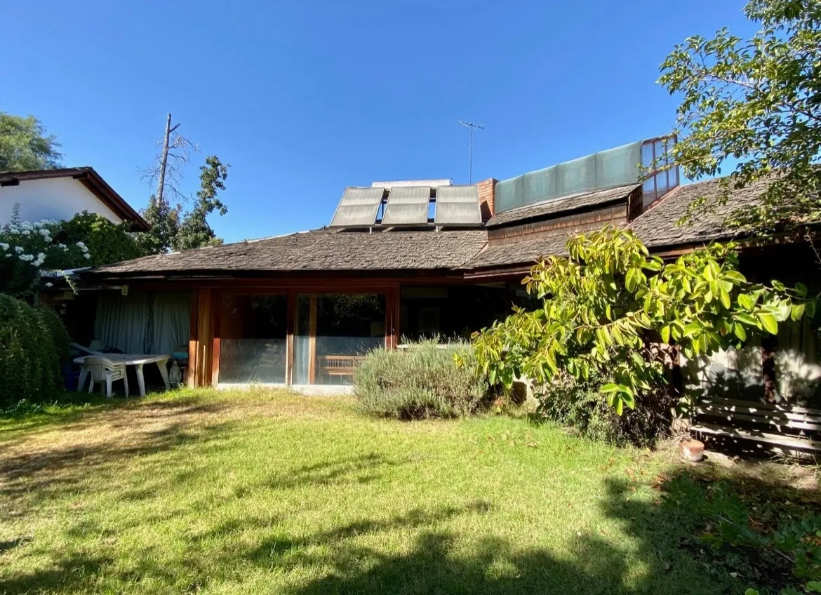 Venta Casa NO 4D 3B 2E 1Bd Estadio Croata - Vitacura