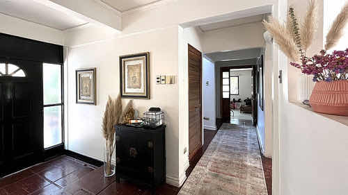 Arriendo Casa 6D 4B 3E 1B Los Dominicos - Las Condes