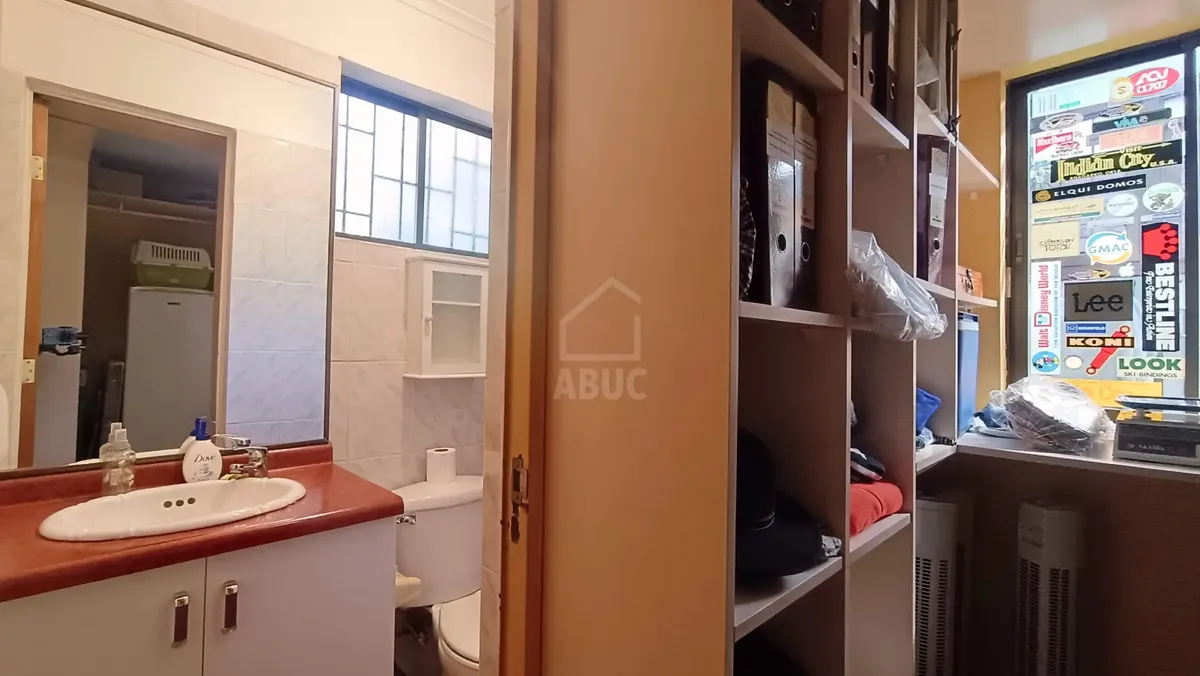 Venta Casa NO 5D 3B 2E 1Bd  - Las Condes