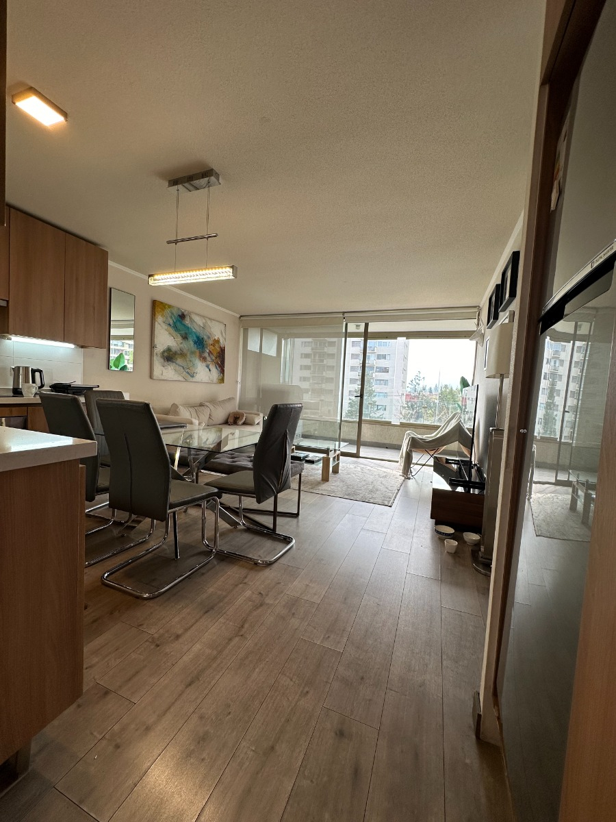 Arriendo Departamento 2D en suite Walk-in cl&oacute;set 2B 1E 1B Los Dominicos - Las Condes