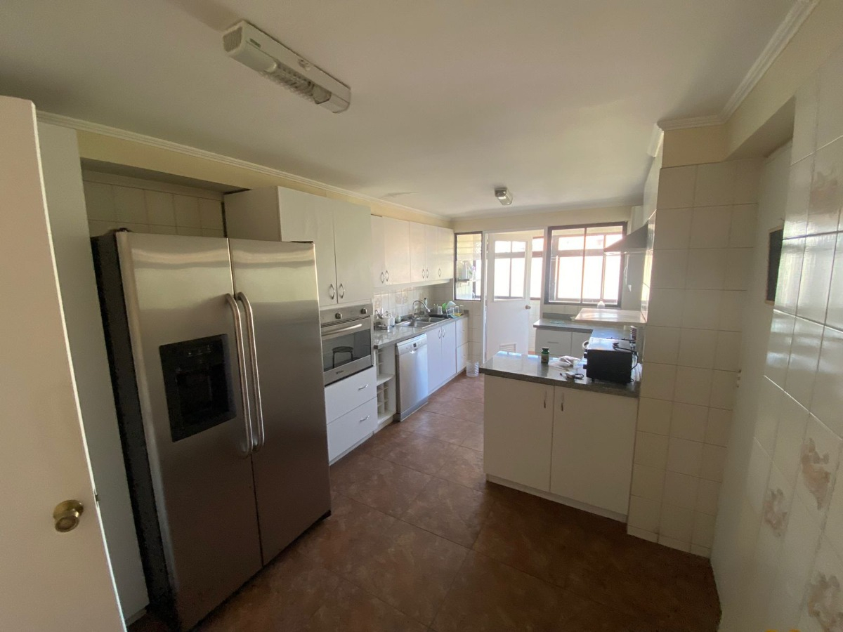 Arriendo Departamento NO 3D en suite 4B 2E 1B Barrio El Golf - Las Condes