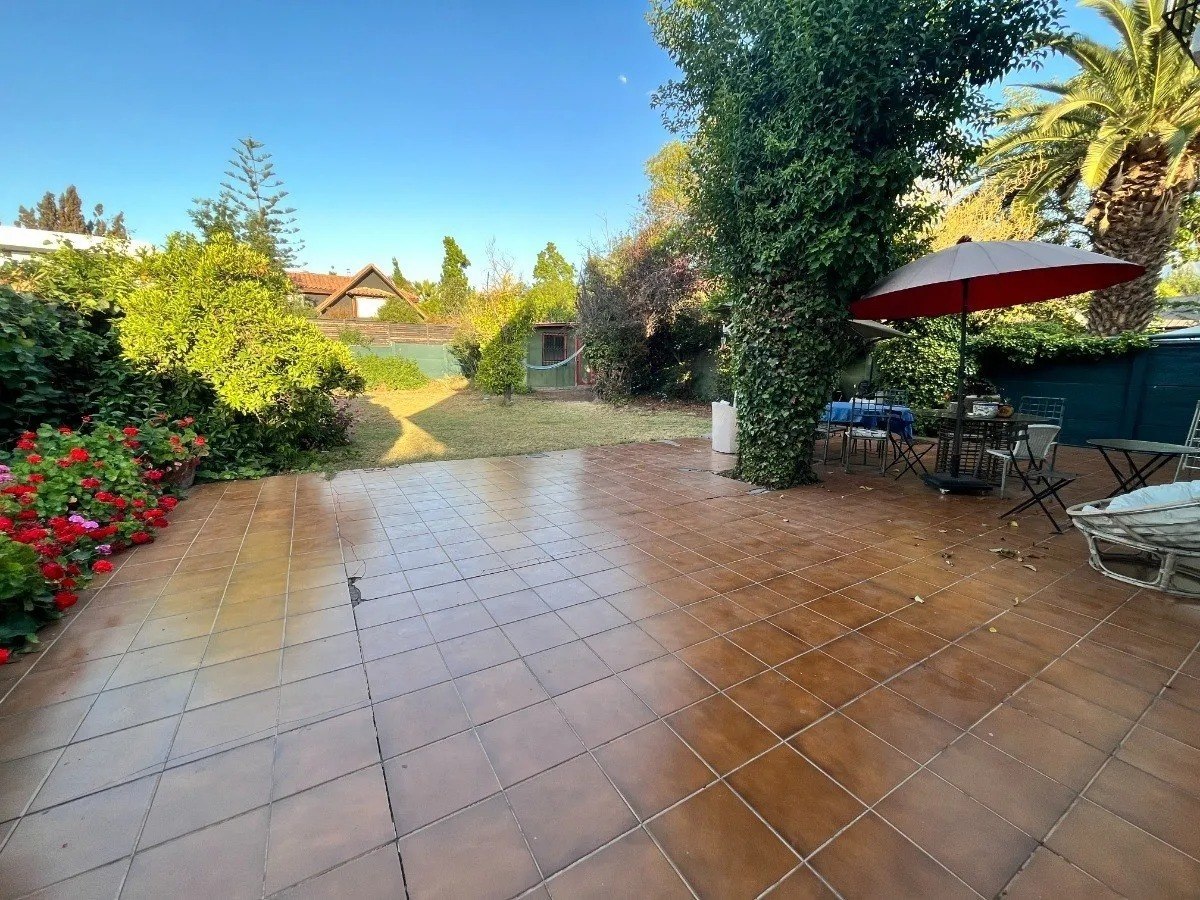 Venta Casa P 4D Walk-in cl&oacute;set 3B 2E 1B La Llaver&iacute;a - Vitacura