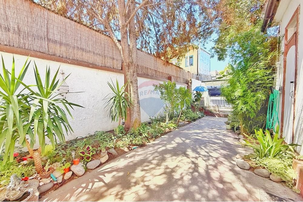 Venta Casa N 7D 4B 2E 1Bd Barrio Yungay - Santiago