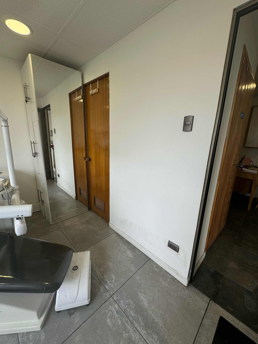 Venta Oficina 2B Metro Tobalaba - Mall Costanera - Providencia