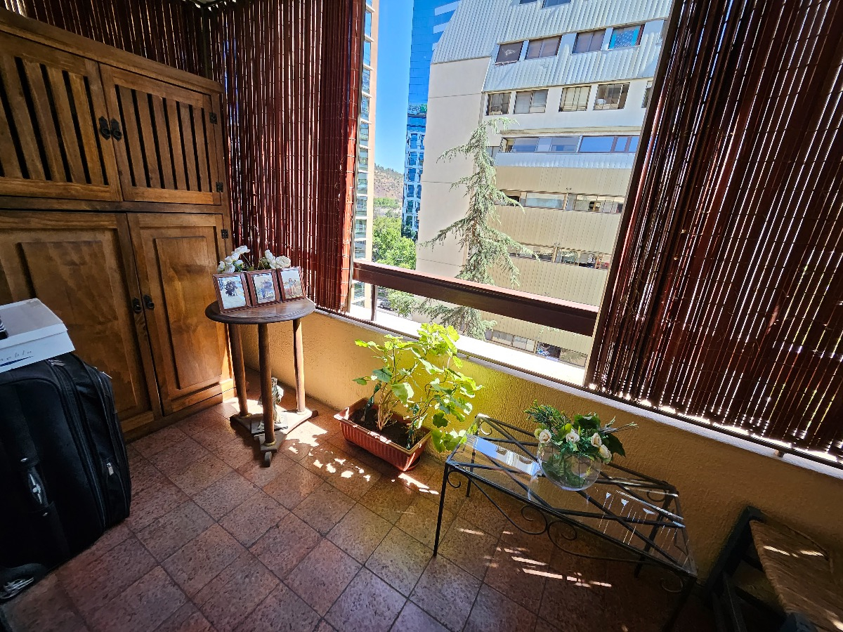 Venta Departamento O 4D en suite Walk-in cl&oacute;set 3B 2E Centro Financiero - Las Condes
