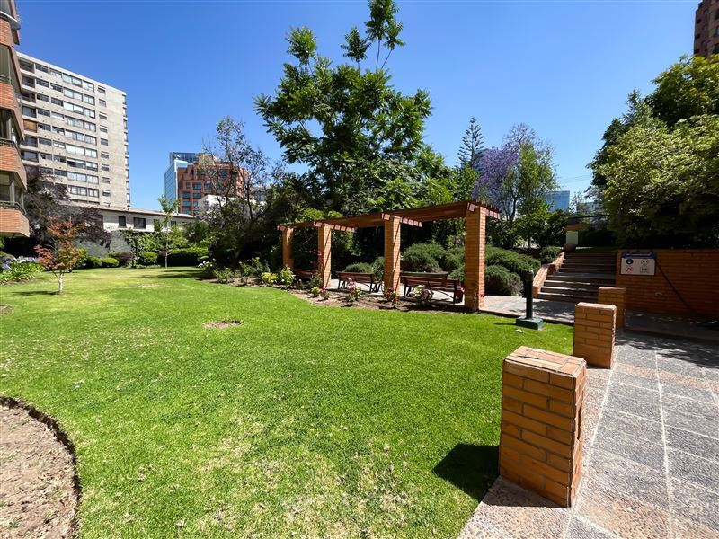 Venta Departamento Nor-Oriente 3D en suite Walk-in cl&oacute;set 4B 1E 1B Metro Manquehue - Apumanque - Las Condes