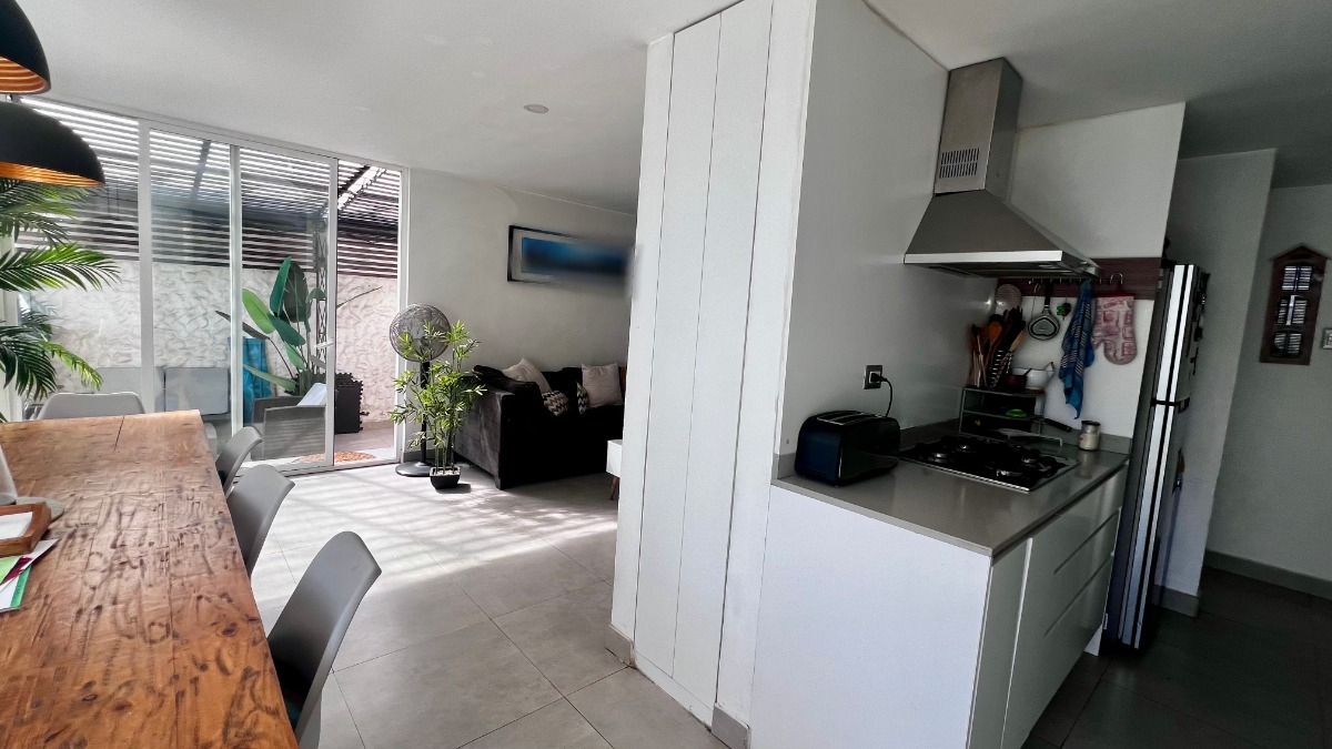 Venta Casa NO 4D en suite 3B 2E 1B Blest Gana - La Reina