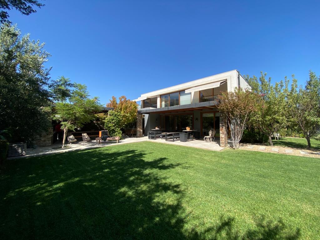 Venta Casa NO 6D en suite Walk-in cl&oacute;set 4B 4E 1B Chicureo - Colina