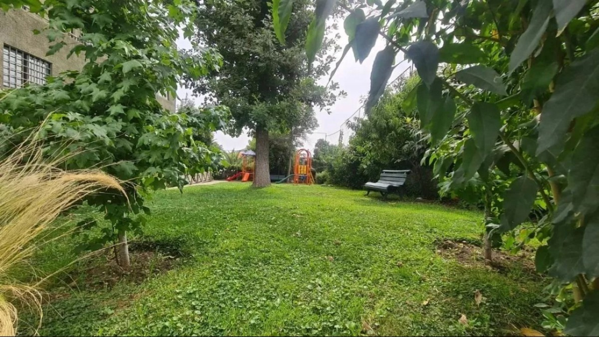 Venta Departamento NP 2D 1B 1E 1B Antigua Lo Barnechea - Lo Barnechea