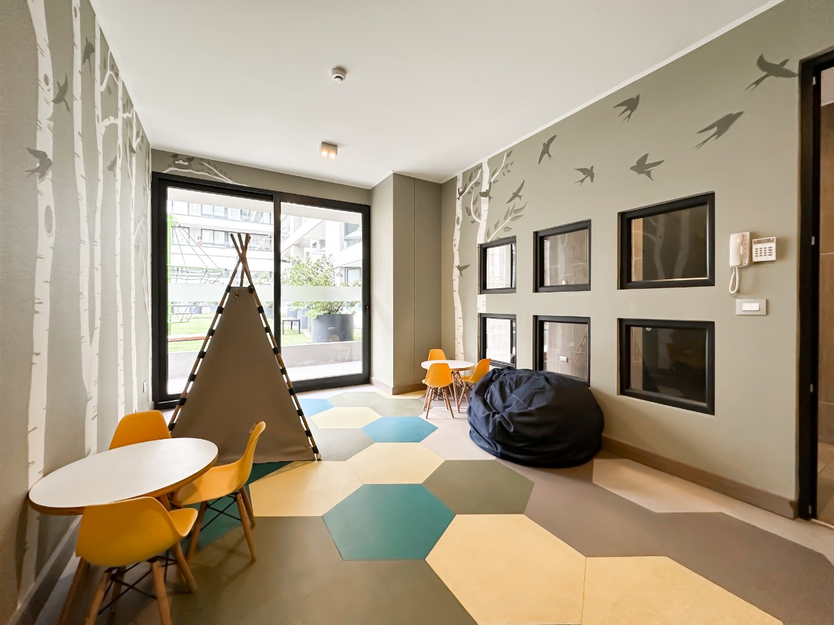 Arriendo Departamento NO 3D en suite Walk-in cl&oacute;set 2B 2E 1B Metro Manquehue - Apumanque - Las Condes