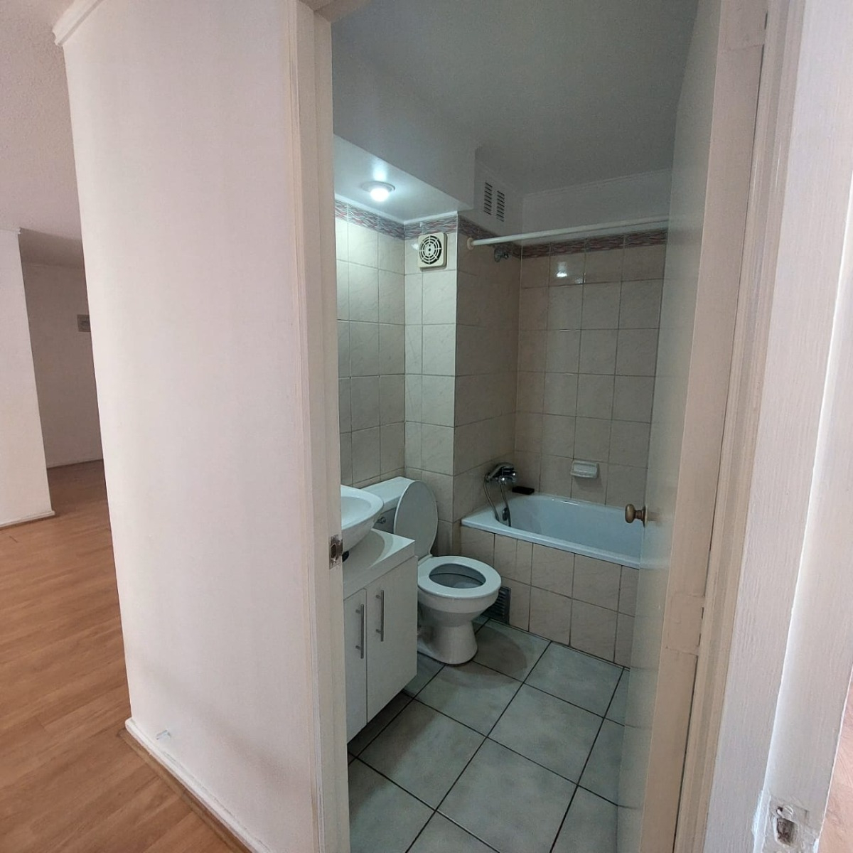 Arriendo Departamento NP 2D en suite 2B 1E 1B Las Lilas - Providencia