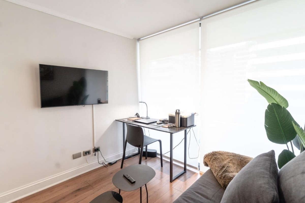 Arriendo Departamento 2D Barrio El Golf - Las Condes