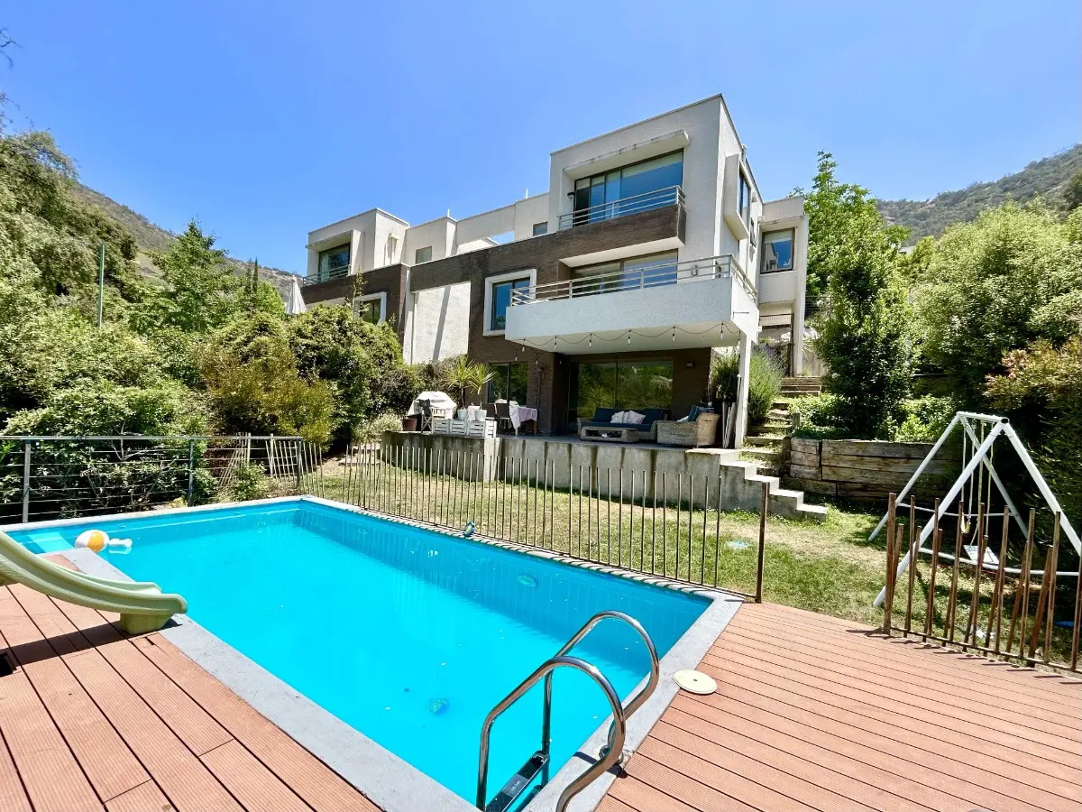 Venta Casa S 3D en suite Walk-in cl&oacute;set 3B 6E 1B Los Trapenses - Lo Barnechea