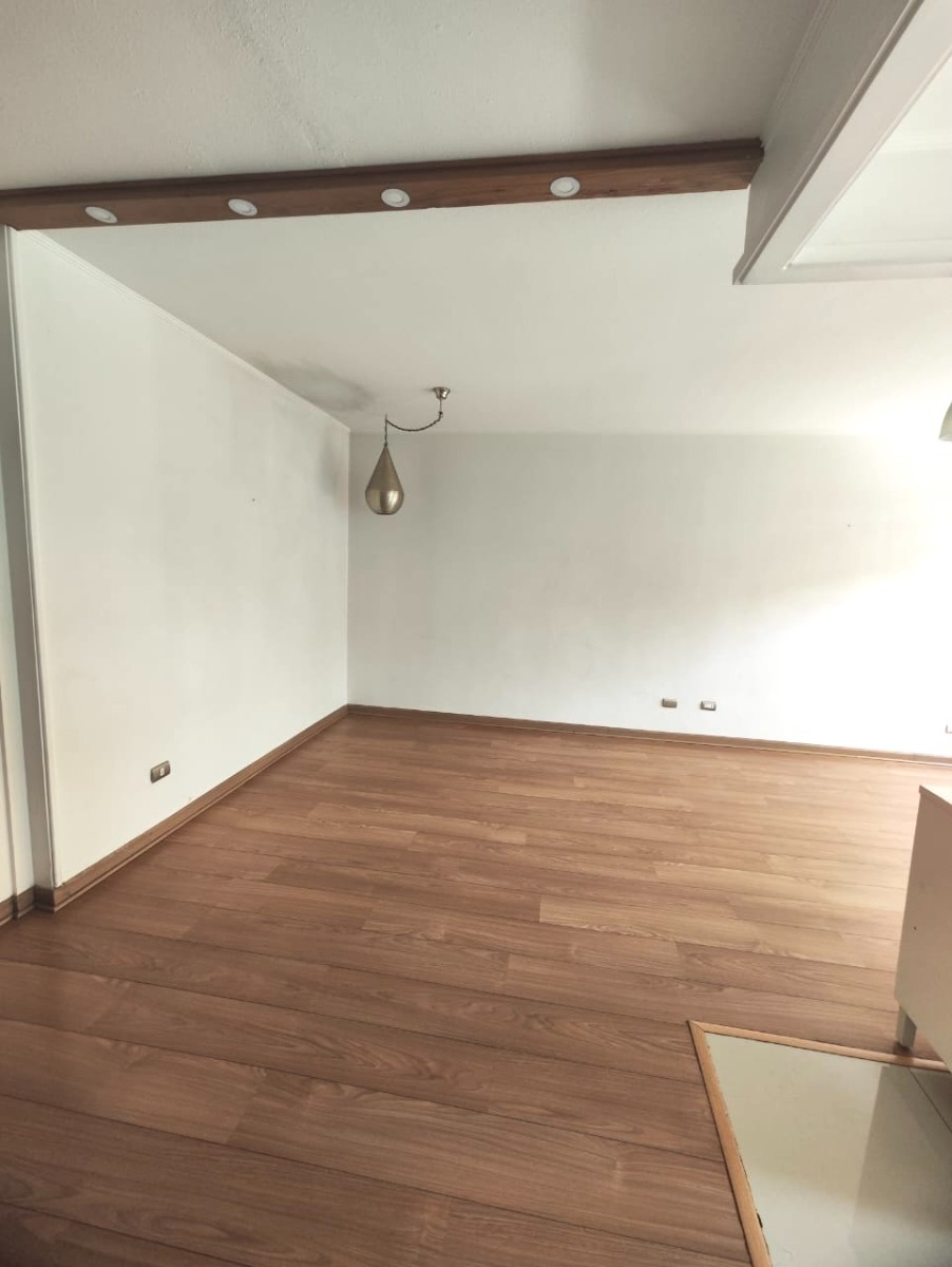 Arriendo Departamento 2D en suite Walk-in cl&oacute;set 2B 1E 1B Blest Gana - La Reina
