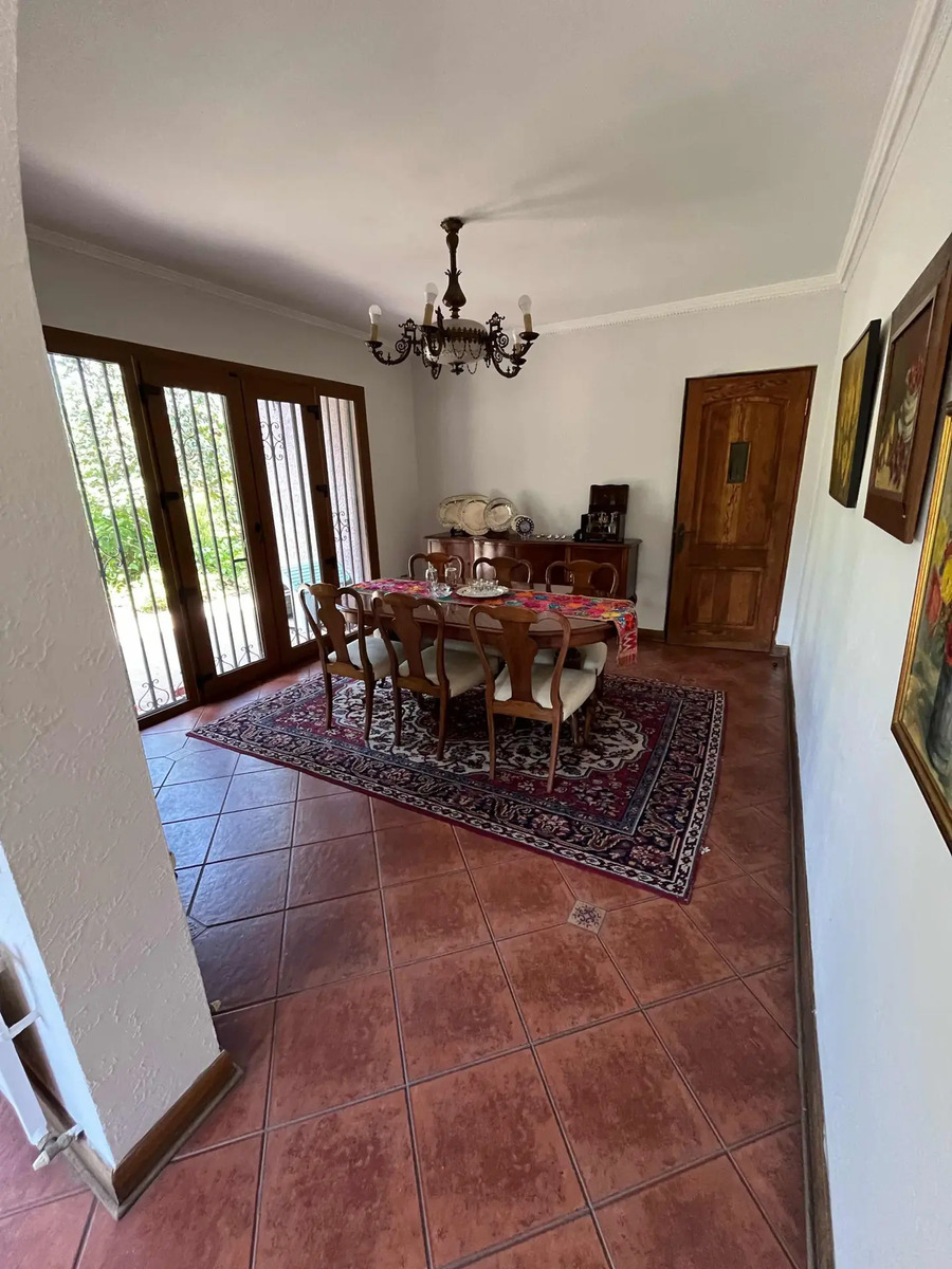 Venta Casa NO 5D en suite Walk-in cl&oacute;set 5B 6E 2B Carlos Ossand&oacute;n - La Reina