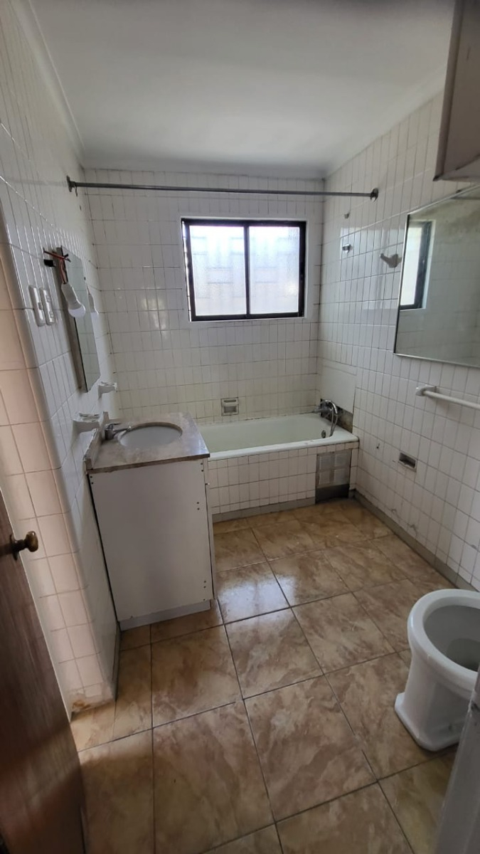 Arriendo Casa 4D 3B 2E 1B Alto Las Condes - Las Condes