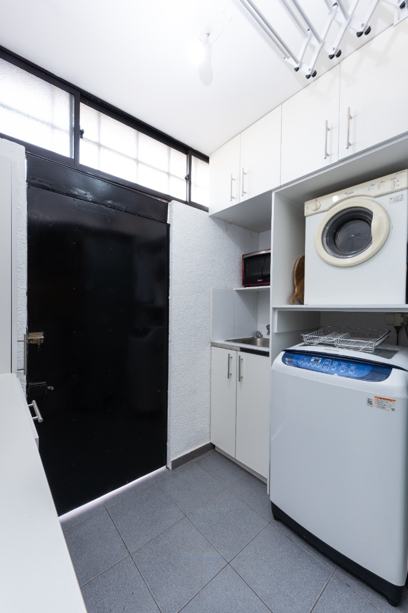 Venta Casa SO 4D en suite Walk-in cl&oacute;set 4B 2E 1B Carlos Ossand&oacute;n - La Reina