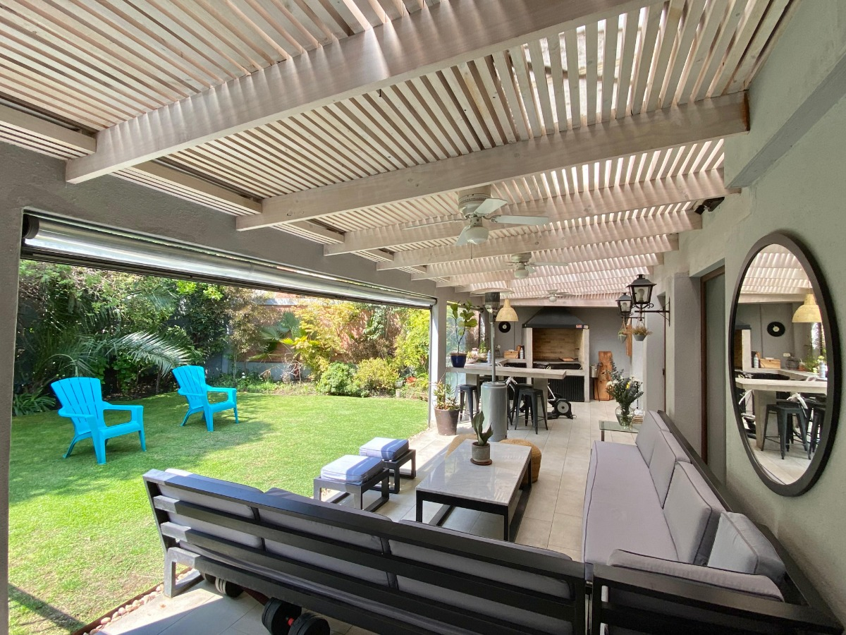 Venta Casa NO 4D en suite 4B 2E 1B Juan XXIII - Vitacura