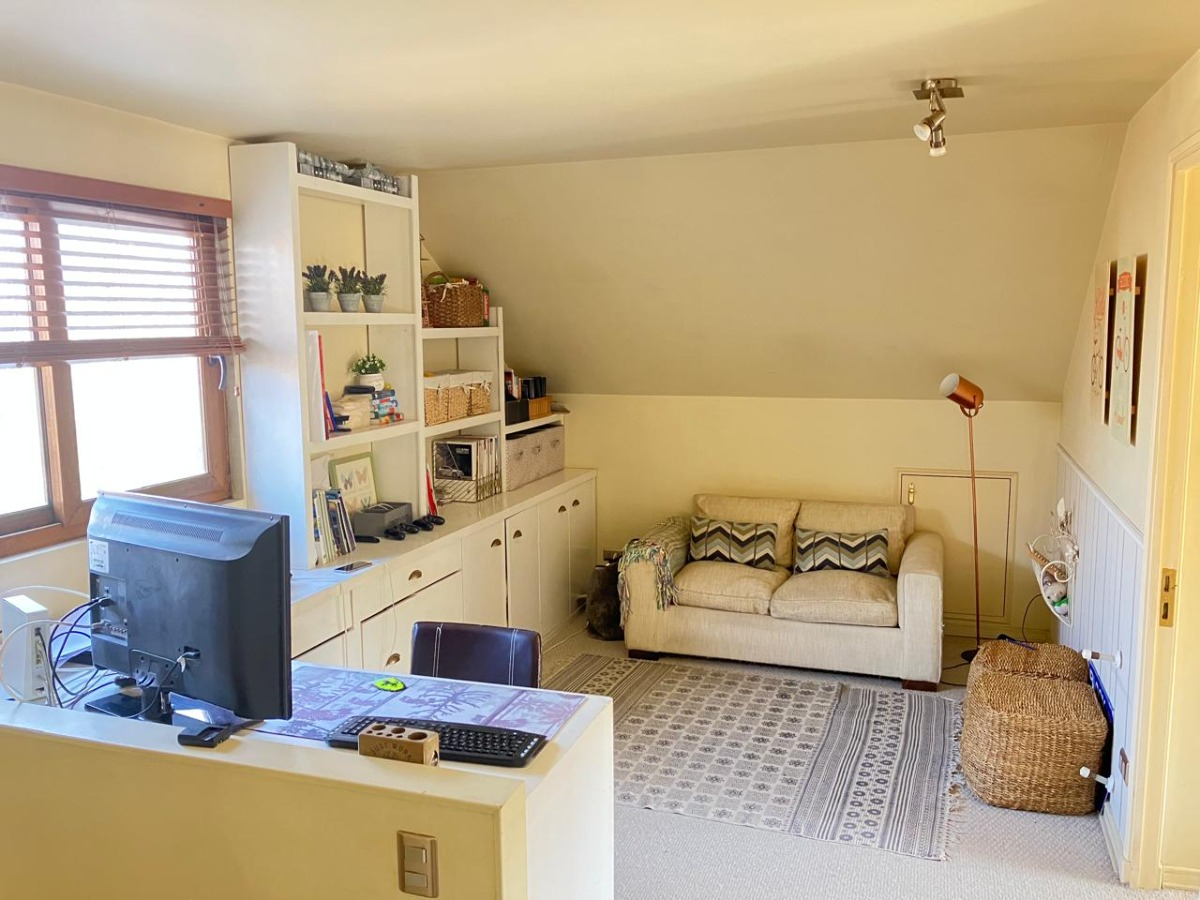 Arriendo Casa O 5D en suite Walk-in cl&oacute;set 3B 2E 2B San Carlos de Apoquindo - Las Condes