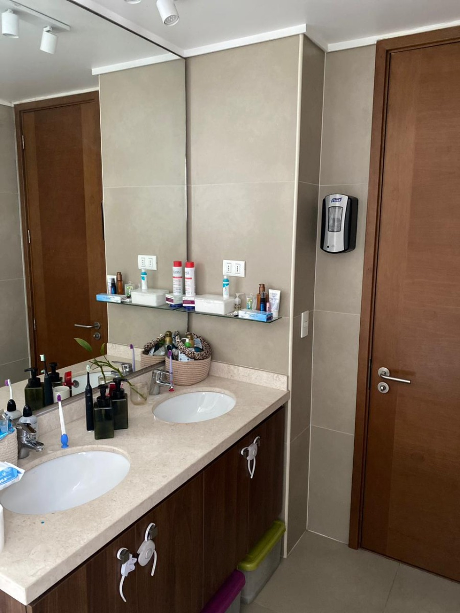 Venta Departamento P 4D en suite Walk-in cl&oacute;set 4B 2E 1B Tabancura - Vitacura